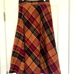 Midi plaid skirt